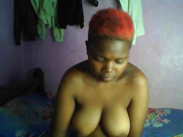 Thickblackebony webcam