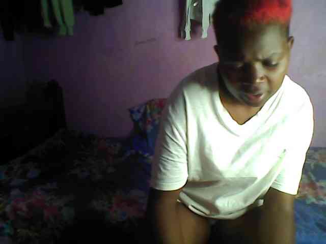 Thickblackebony webcam