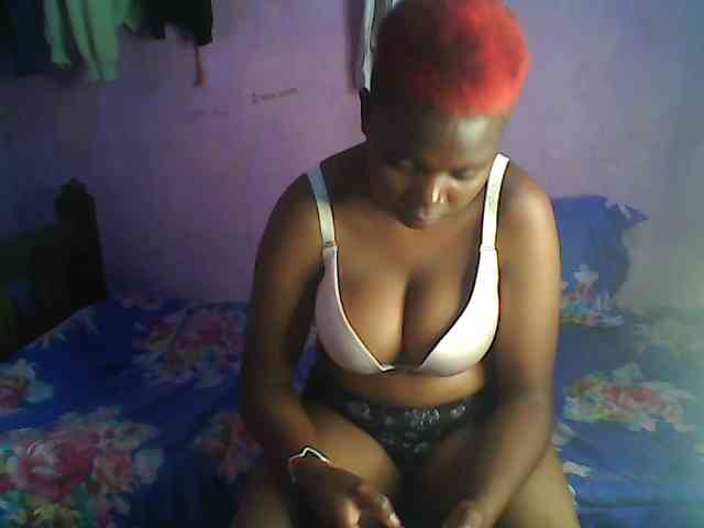 Thickblackebony webcam