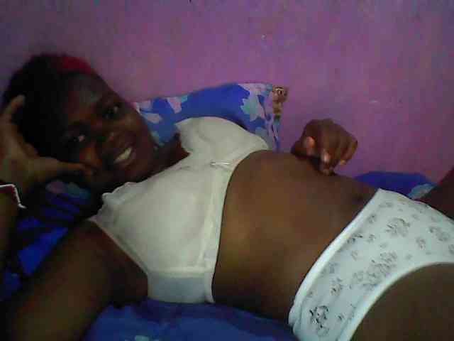 Thickblackebony webcam