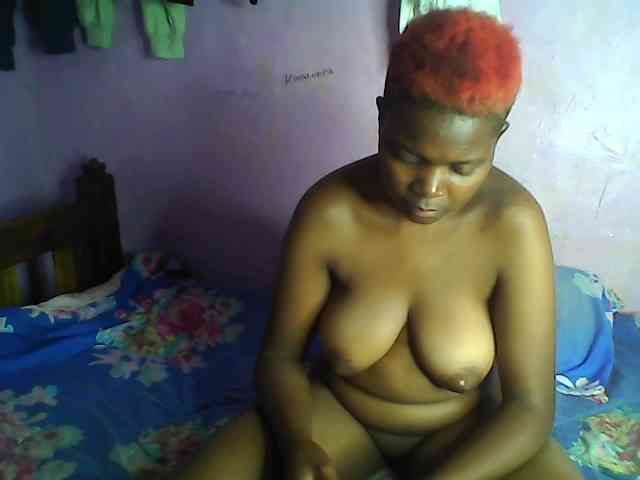 Thickblackebony webcam