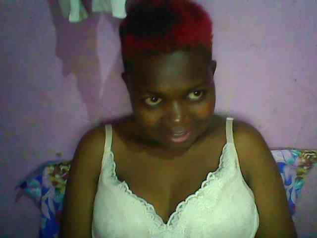 Thickblackebony webcam