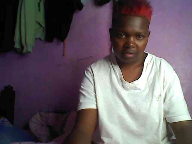 Thickblackebony webcam