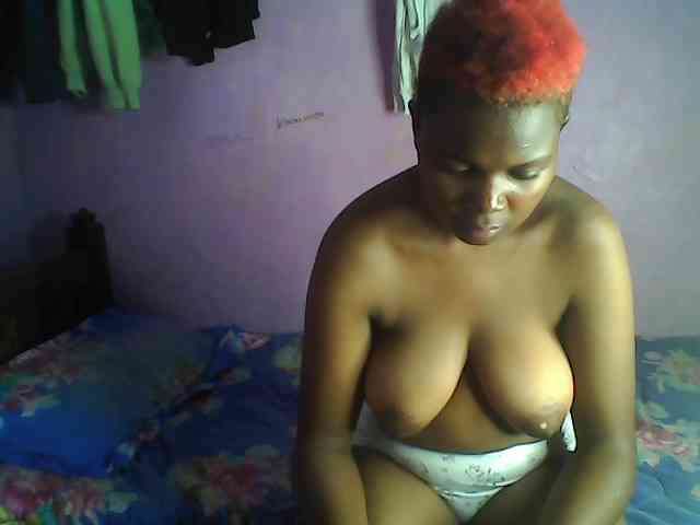 Thickblackebony webcam
