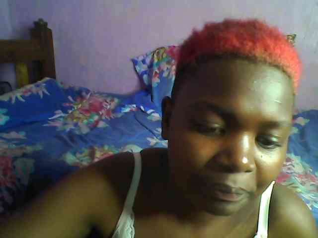 Thickblackebony webcam