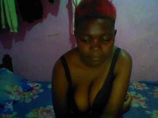 Thickblackebony webcam