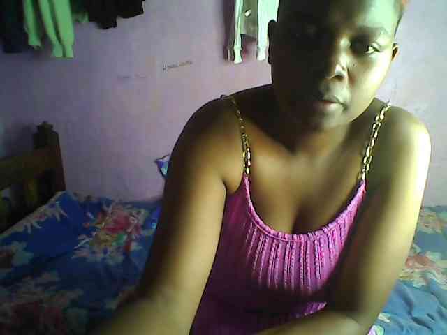 Thickblackebony webcam