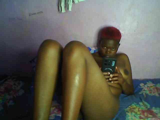 Thickblackebony webcam