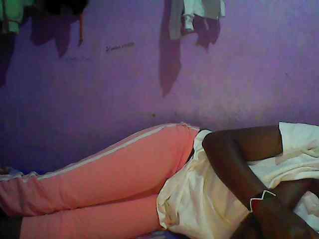 Thickblackebony webcam