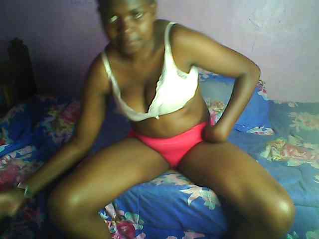 nude web cam Thickblackebony