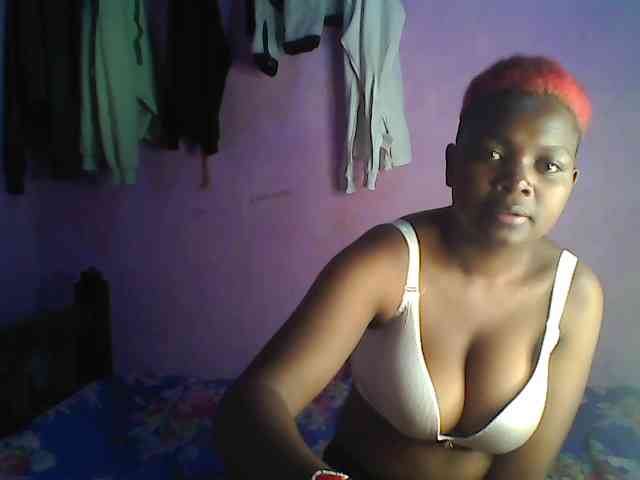 Thickblackebony webcam