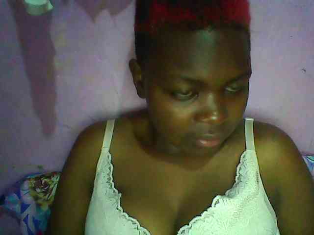 Thickblackebony webcam