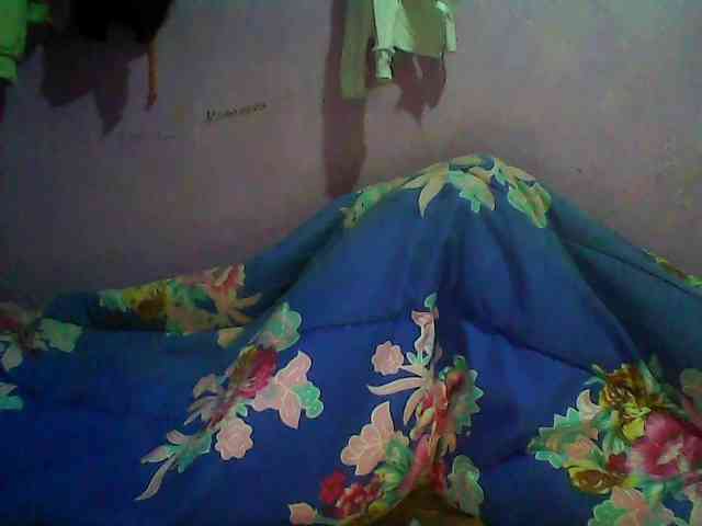 Thickblackebony webcam