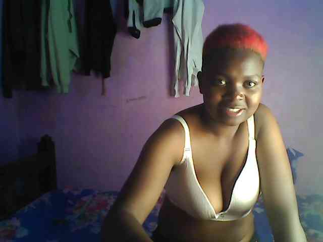 Thickblackebony webcam