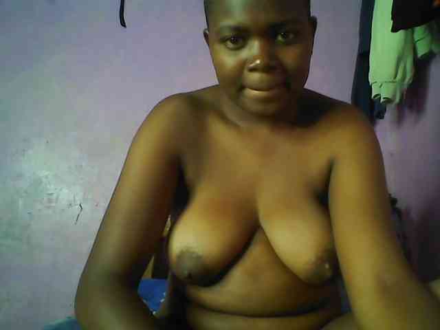 Thickblackebony webcam