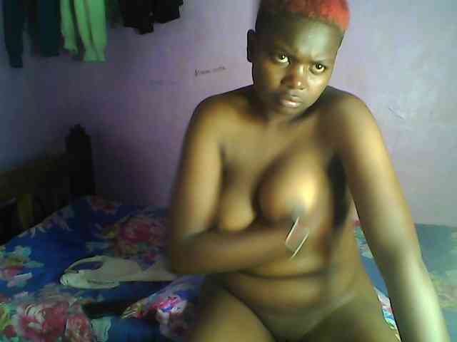 Thickblackebony webcam
