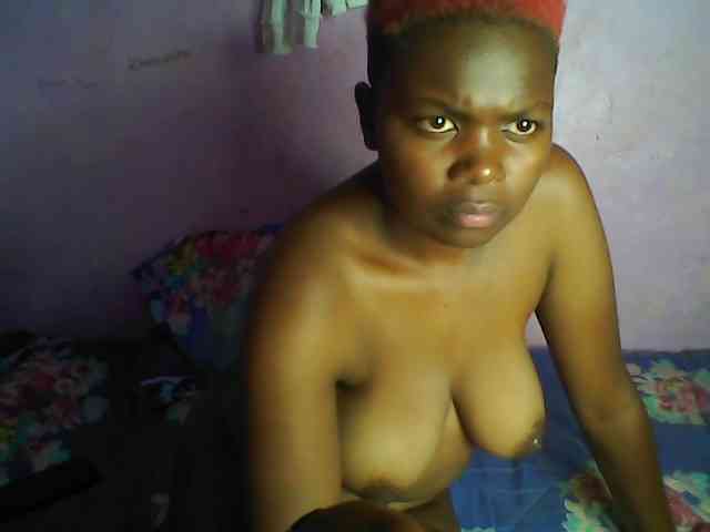 Thickblackebony webcam