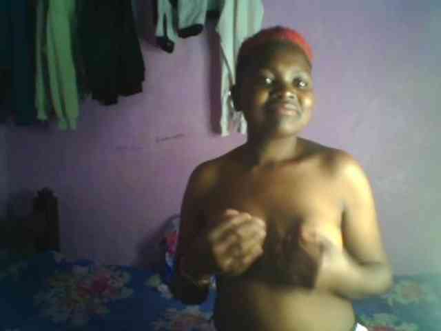 Thickblackebony webcam