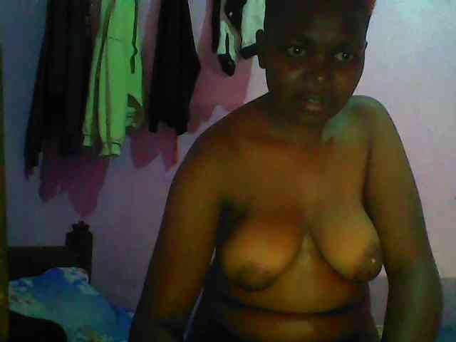 Thickblackebony webcam