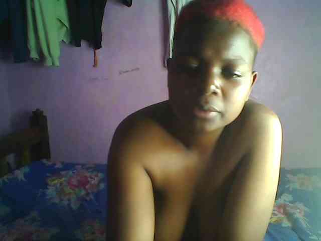 Thickblackebony webcam