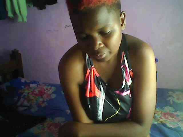 Thickblackebony webcam