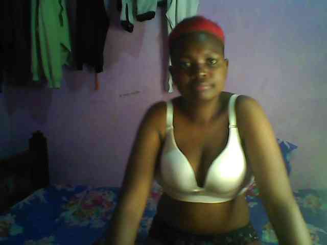 Thickblackebony webcam