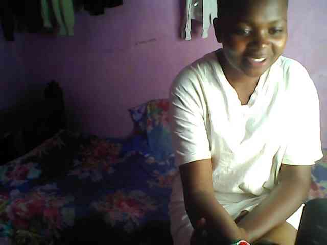 Thickblackebony webcam