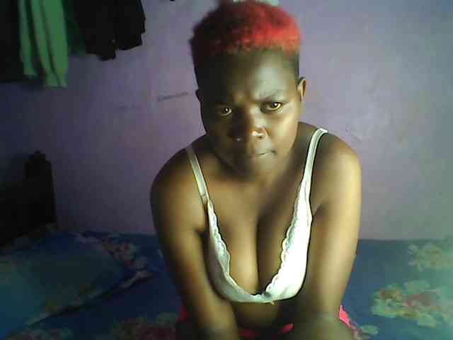 Thickblackebony webcam