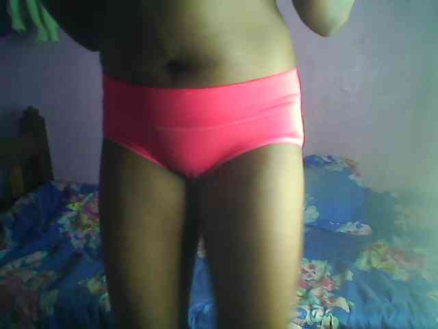 Thickblackebony webcam