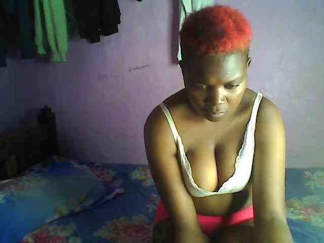 Thickblackebony webcam