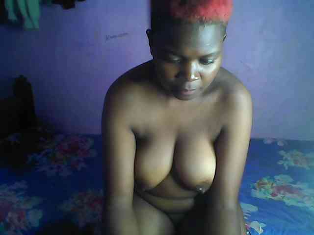 Thickblackebony webcam