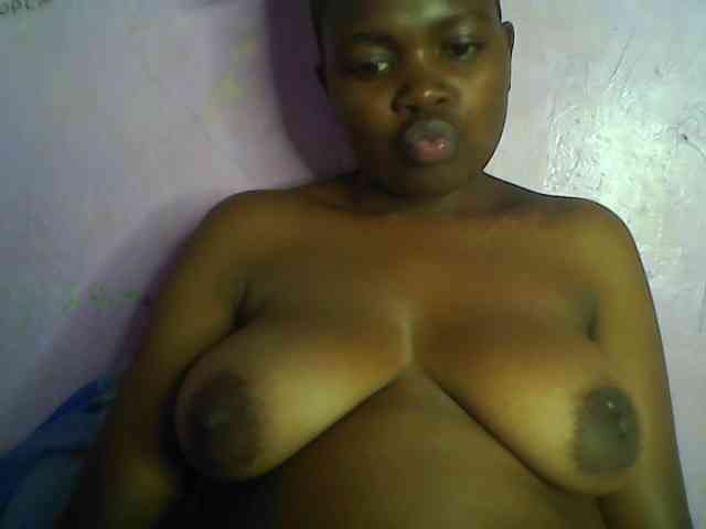 Thickblackebony webcam