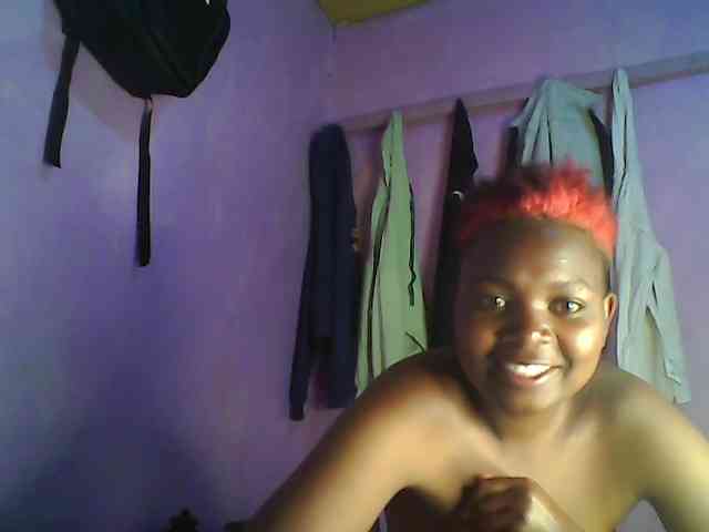 Thickblackebony webcam