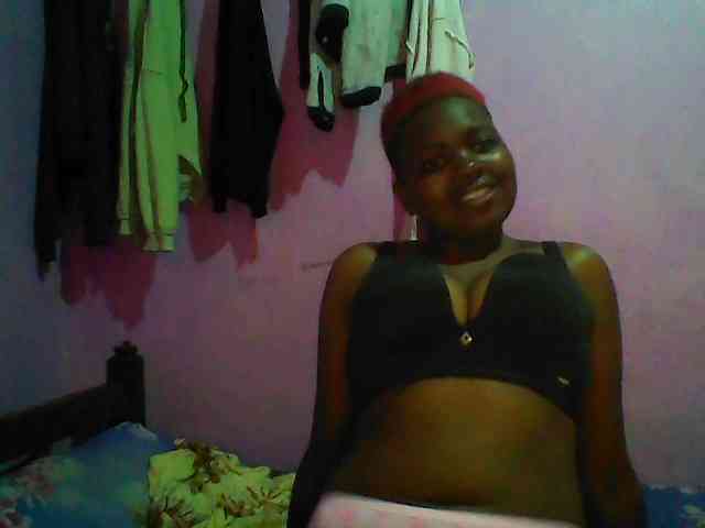 Thickblackebony webcam