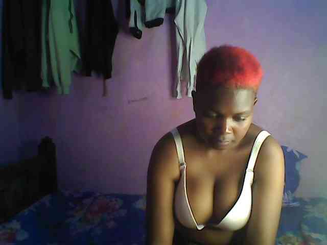 Thickblackebony webcam