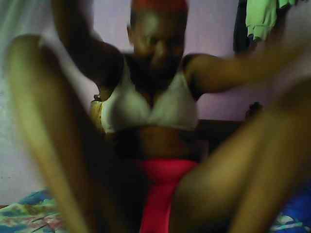 Thickblackebony webcam