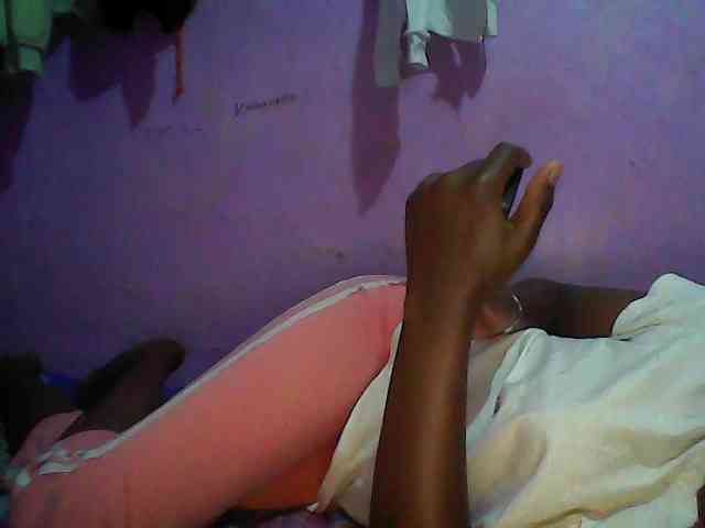 Thickblackebony webcam