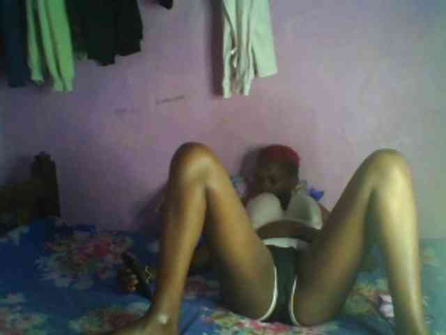 Thickblackebony webcam