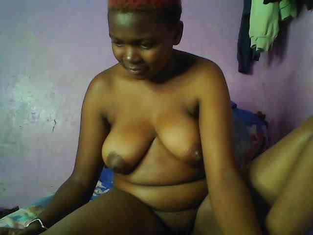 Thickblackebony webcam