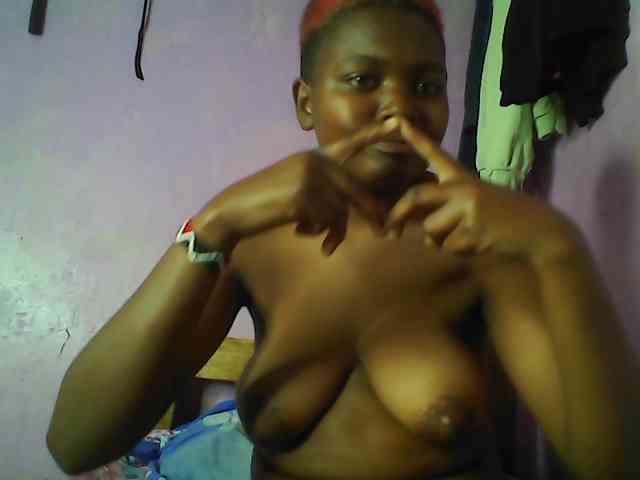 Thickblackebony webcam