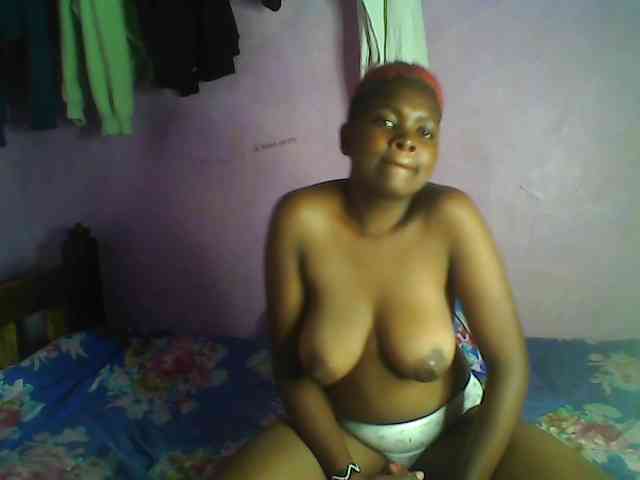 Thickblackebony webcam