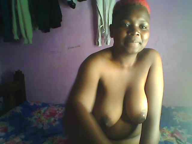 Thickblackebony webcam