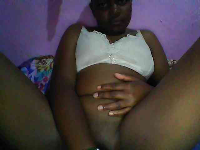 Thickblackebony webcam