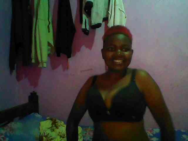 Thickblackebony webcam