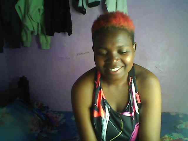 Thickblackebony webcam