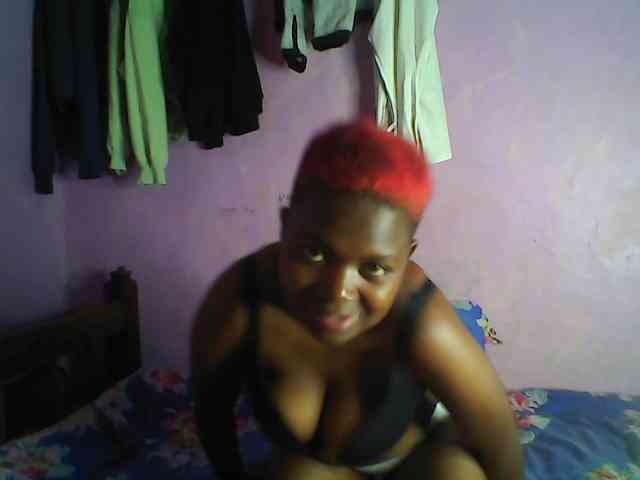 Thickblackebony webcam