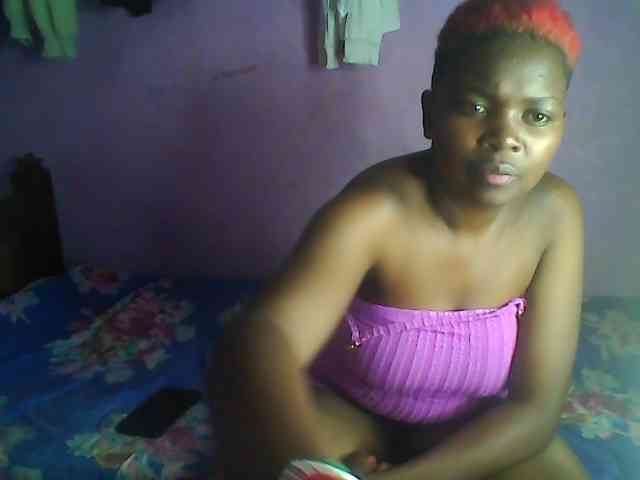 Thickblackebony webcam