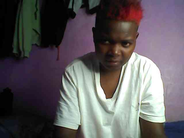 Thickblackebony webcam