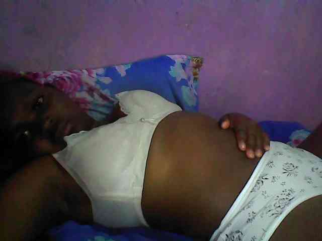 Thickblackebony webcam