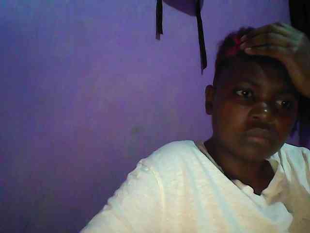 Thickblackebony webcam